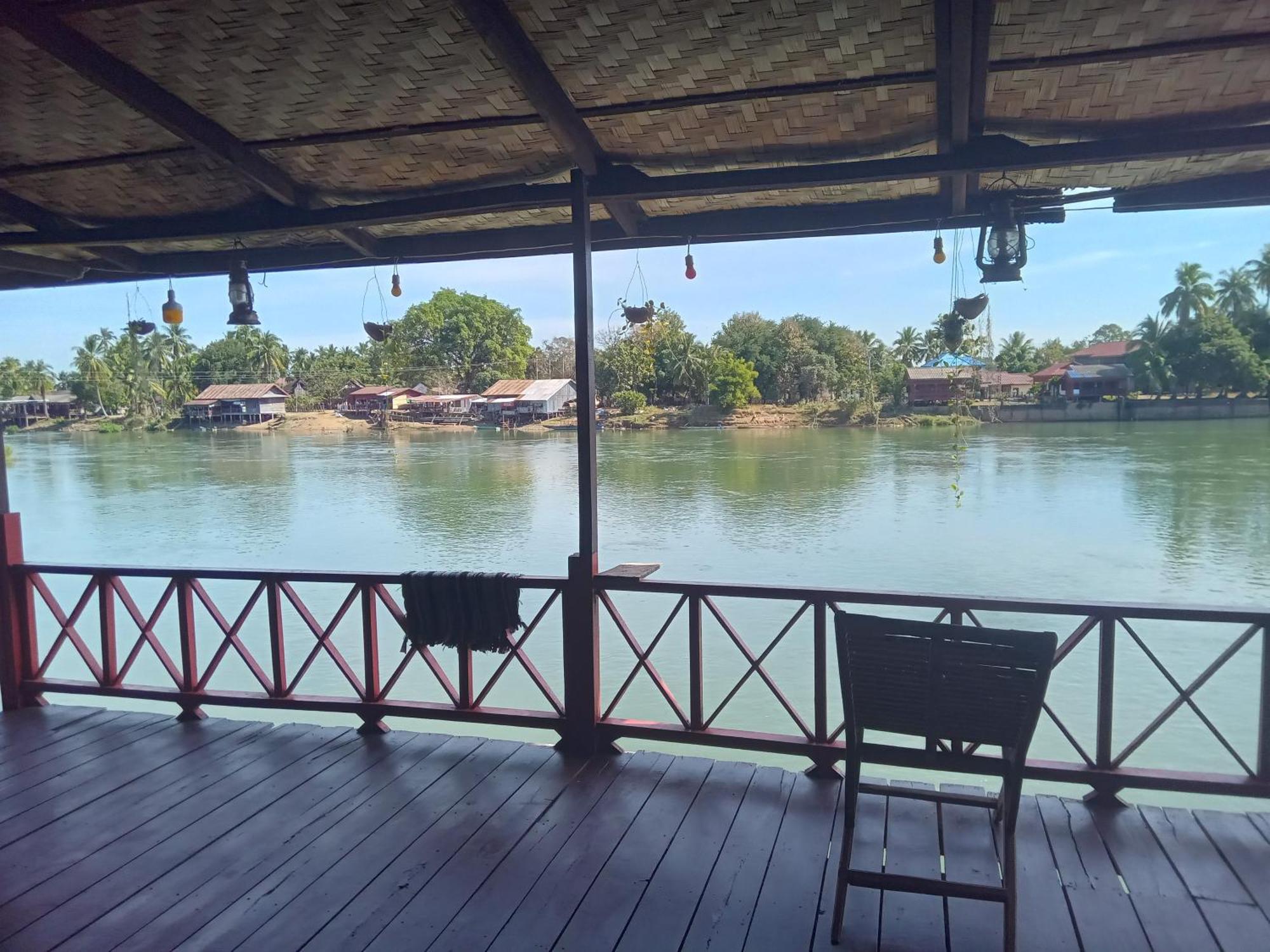 Friendship Guest House ดอนเดด ภายนอก รูปภาพ